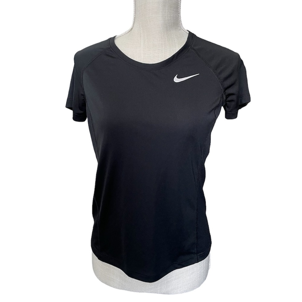 NIKE Dry Fit top